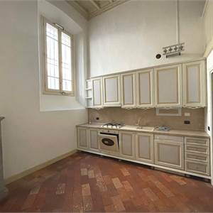 2 locali In Affitto a Crema