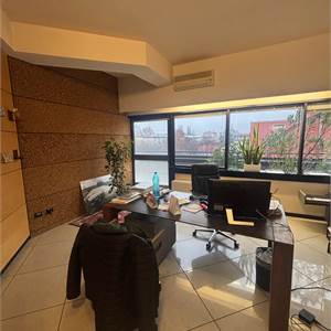 Ufficio In Vendita a Crema