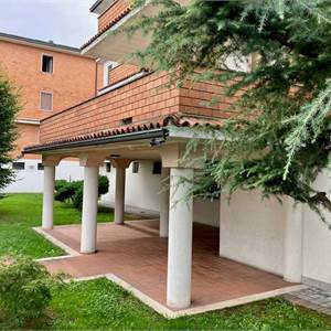3 locali In Vendita a Crema