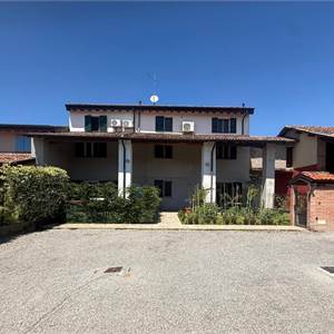 Semi Detached House for Sale in Ripalta Cremasca