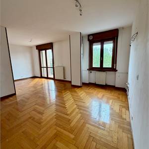 3 locali In Vendita a Crema